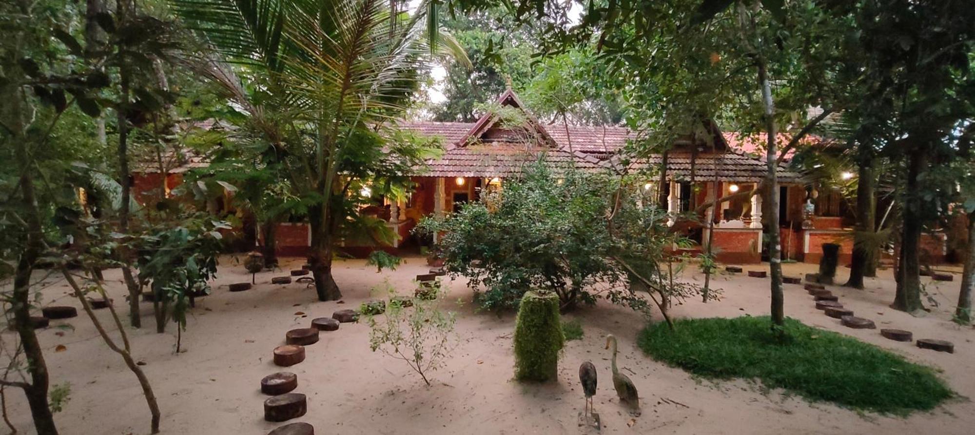 Abba Marari Beach Villas & Homestay Mararikulam Alappuzha Eksteriør bilde